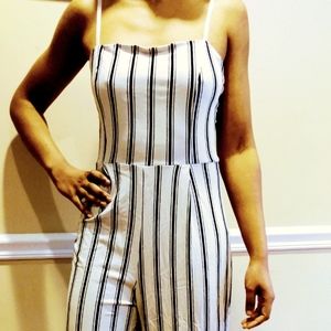 Cute body contouring Jumpsuit, black and white